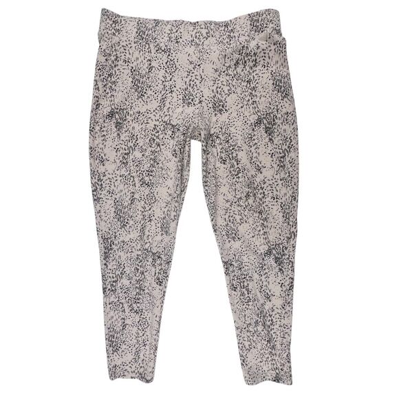 Torrid Leggings 2X Cheetah Print Loungewear Cropped Mid Rise Luxe Activewear - Picture 1 of 10